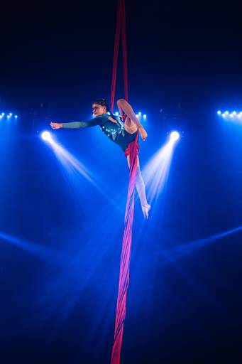 felipe-lopes-fotografia-fotografo-em-osorio-escola-de-danca-aerea-espetaculo-final-de-ano-flutua