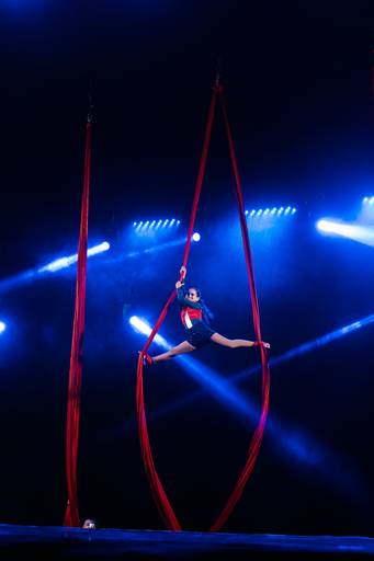 felipe-lopes-fotografia-fotografo-em-osorio-escola-de-danca-aerea-espetaculo-final-de-ano-flutua
