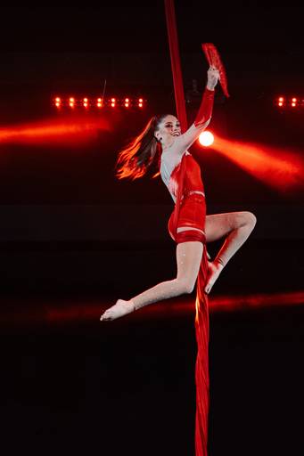 felipe-lopes-fotografia-fotografo-em-osorio-escola-de-danca-aerea-espetaculo-final-de-ano-flutua