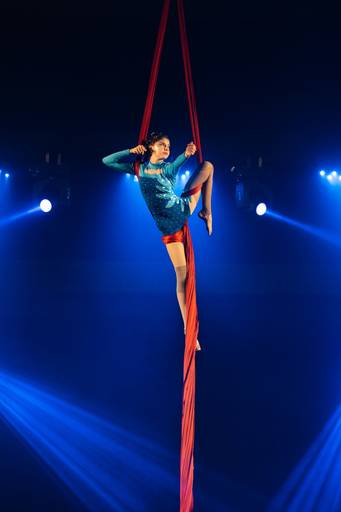 felipe-lopes-fotografia-fotografo-em-osorio-escola-de-danca-aerea-espetaculo-final-de-ano-flutua