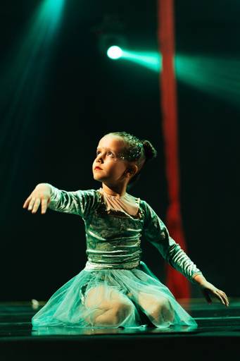 felipe-lopes-fotografia-fotografo-em-osorio-escola-de-danca-aerea-espetaculo-final-de-ano-flutua