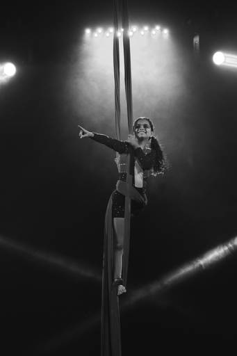 felipe-lopes-fotografia-fotografo-em-osorio-escola-de-danca-aerea-espetaculo-final-de-ano-flutua