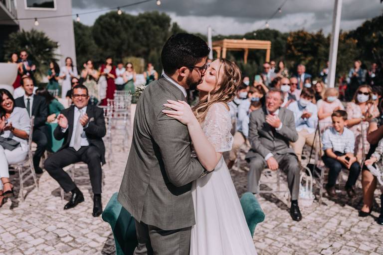 Destination wedding photographer portugal