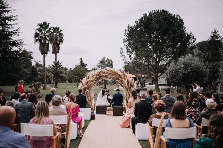 Destination wedding photographer portugal