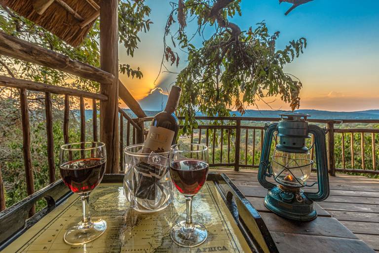 Mihingo Eco resort, Uganda. Vinho na varanda. 