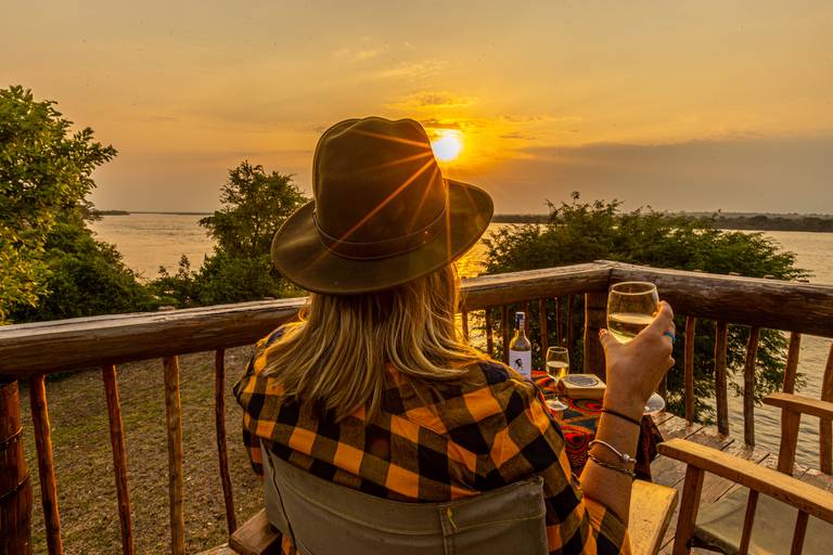 Por do sol no Rio Nilo. 