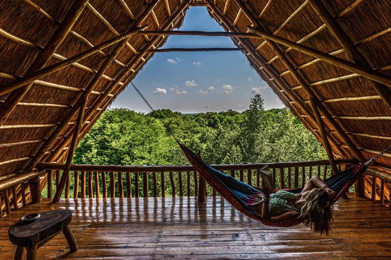 Descansando na rede em frente ao Nilo, no Norte de Uganda. 