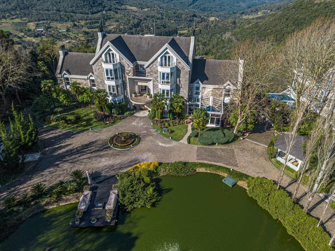 Um dos melhores hotéis do brasil esta em Gramado: Saint Andrews