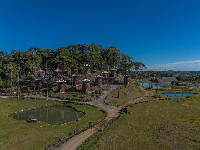 Pipas de Vinho no Pampas Hotel Fazenda em Canela 