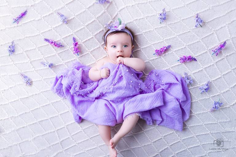 Acompanhamento bebe trimestral mensal cenario clean atual atemporal ijui cruz alta santo angelo fotografia foto ensaio estudio idea criativo onde quando local cenario menino menina melhor mais panambi ibiruba carazinho luana moresco