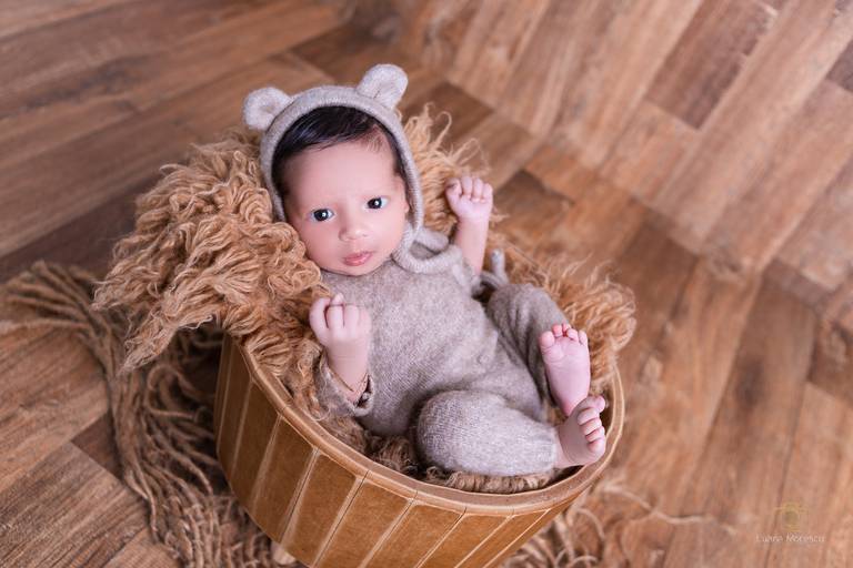 Acompanhamento bebe trimestral mensal cenario clean atual atemporal ijui cruz alta santo angelo fotografia foto ensaio estudio idea criativo onde quando local cenario menino menina melhor mais panambi ibiruba carazinho luana moresco