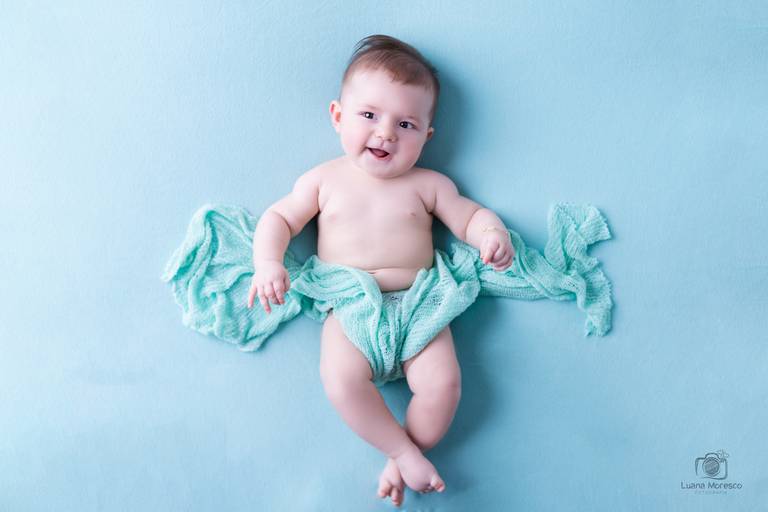 Acompanhamento bebe trimestral mensal cenario clean atual atemporal ijui cruz alta santo angelo fotografia foto ensaio estudio idea criativo onde quando local cenario menino menina melhor mais panambi ibiruba carazinho luana moresco