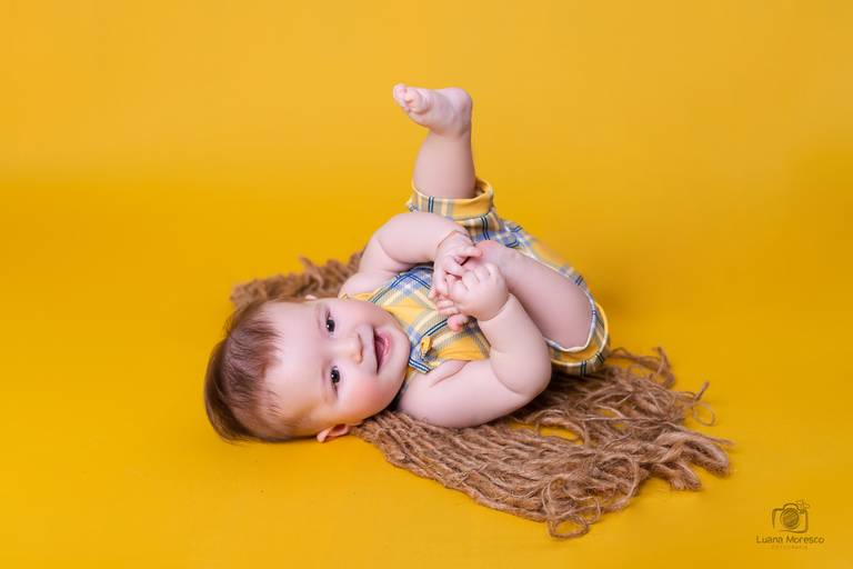 Acompanhamento bebe trimestral mensal cenario clean atual atemporal ijui cruz alta santo angelo fotografia foto ensaio estudio idea criativo onde quando local cenario menino menina melhor mais panambi ibiruba carazinho luana moresco
