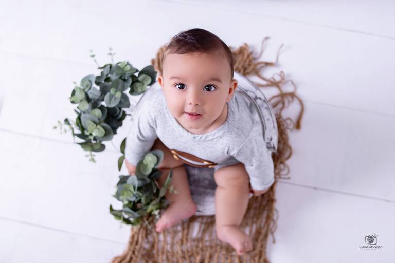 Acompanhamento bebe trimestral mensal cenario clean atual atemporal ijui cruz alta santo angelo fotografia foto ensaio estudio idea criativo onde quando local cenario menino menina melhor mais panambi ibiruba carazinho luana moresco