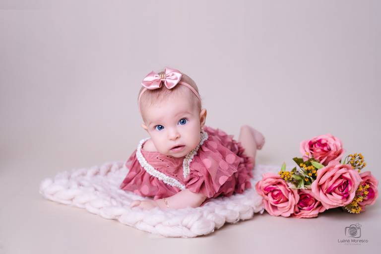 Acompanhamento bebe trimestral mensal cenario clean atual atemporal ijui cruz alta santo angelo fotografia foto ensaio estudio idea criativo onde quando local cenario menino menina melhor mais panambi ibiruba carazinho luana moresco