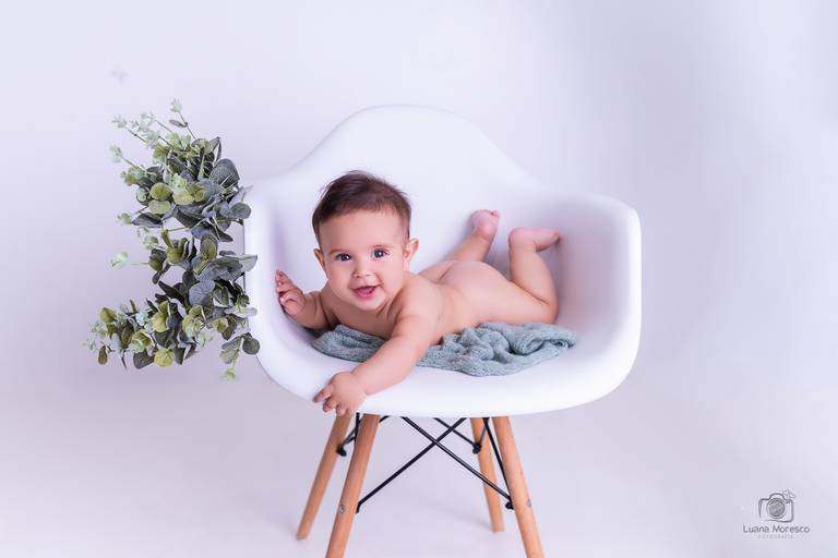 Acompanhamento bebe trimestral mensal cenario clean atual atemporal ijui cruz alta santo angelo fotografia foto ensaio estudio idea criativo onde quando local cenario menino menina melhor mais panambi ibiruba carazinho luana moresco