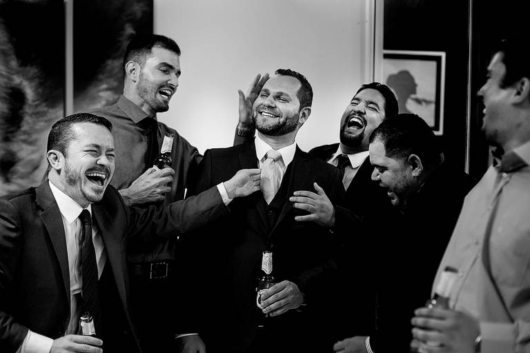 Alexandre Casttro fotografo de casamento em Patos de minas fotos diferentes com estilo espontânes lindas making of noivos