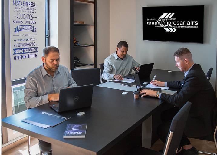 Grupo Empresarial RS - Contabilidade e MP Studio Fotográfico