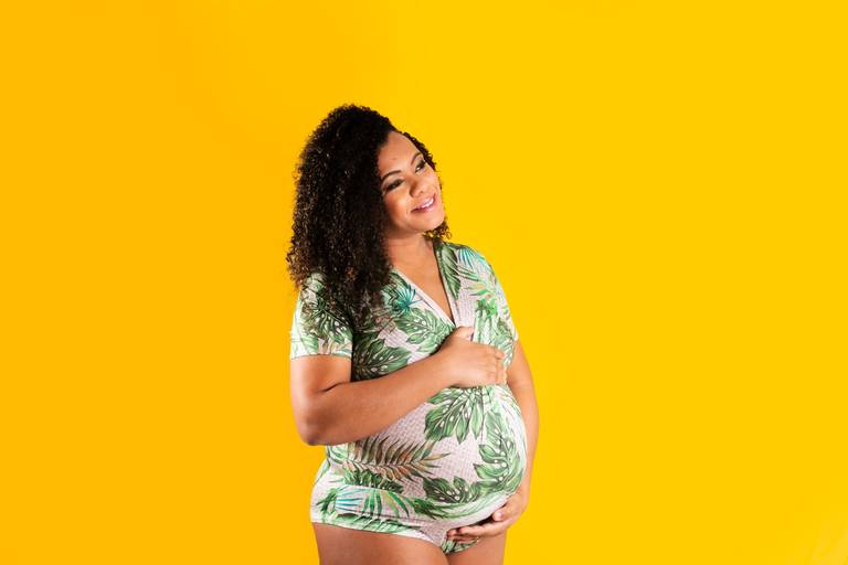 ensaio gestante estudio fotografico fotografo profissional gravidez  grávida casal famiiia joinville