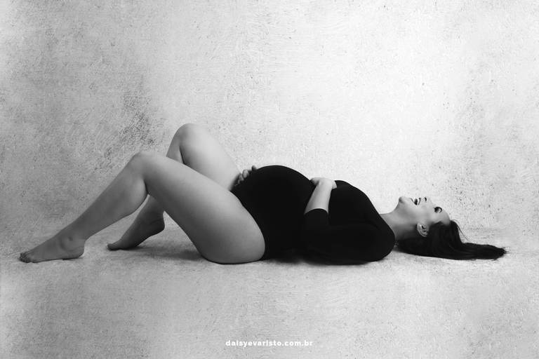 ensaio gestante estudio fotografico fotografo profissional gravidez  grávida casal famiiia joinville