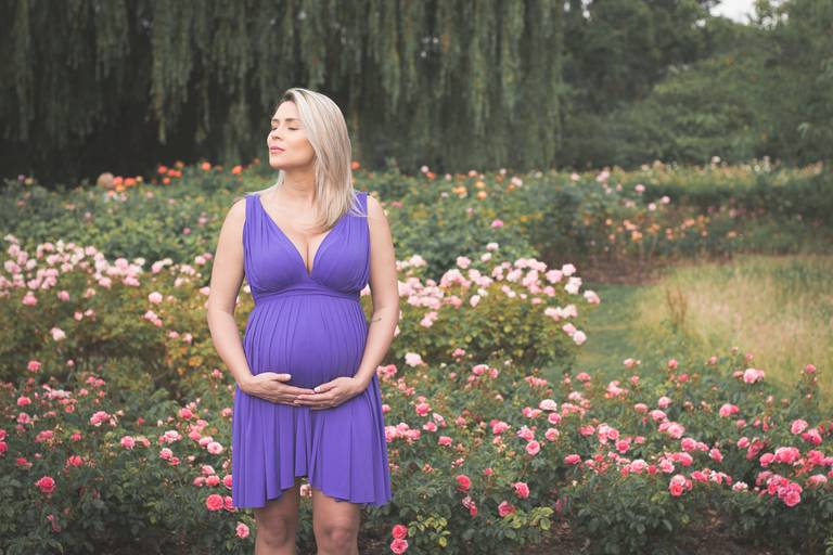 ensaio_gestante_goiania_fotografa_de_gestante_em_goiania_foto_em_casa