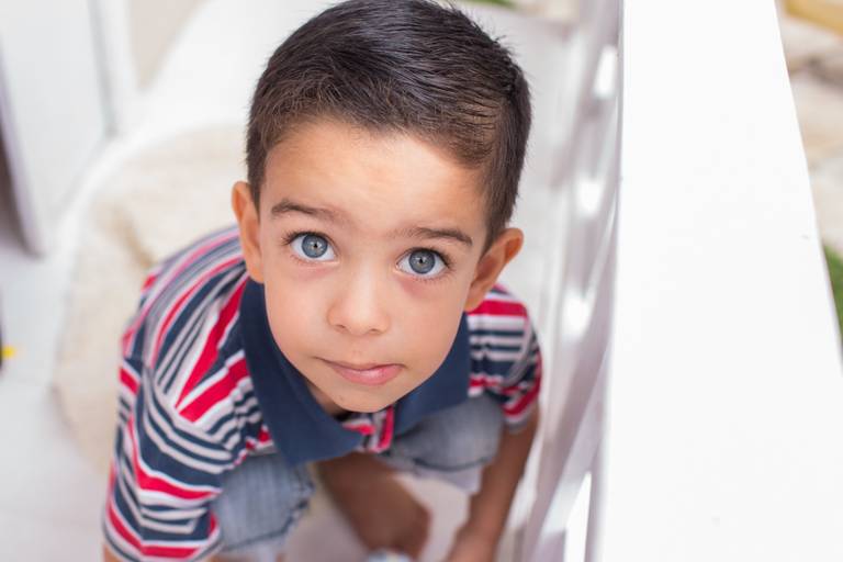 Fotografia de criança em Ilha da Madeira, Funchal, no Estúdio Valquiria Abreu Fotografia