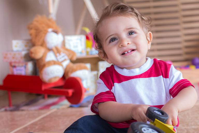 Fotografia de criança em Ilha da Madeira, Funchal, no Estúdio Valquiria Abreu Fotografia