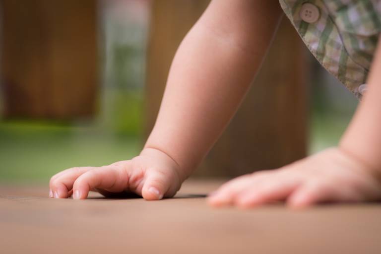 Fotografia de criança em Ilha da Madeira, Funchal, no Estúdio Valquiria Abreu Fotografia