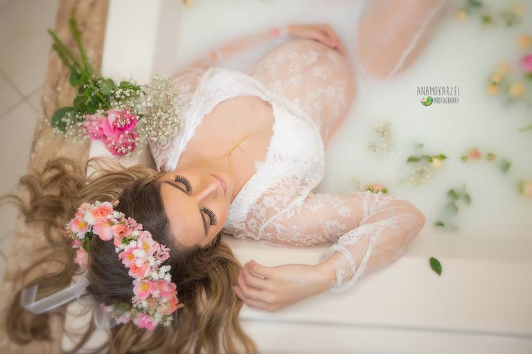 Ana Mokarzel Fotografia - ensaio grávida - gestante - Belém - Pará - fotógrafa de família - fotógrafa -  newborn - fotógrafa infantil - ensaio de família - família - fotógrafos de Belém - Ana Mokarzel - ensaio gestante - book de grávida - banheira