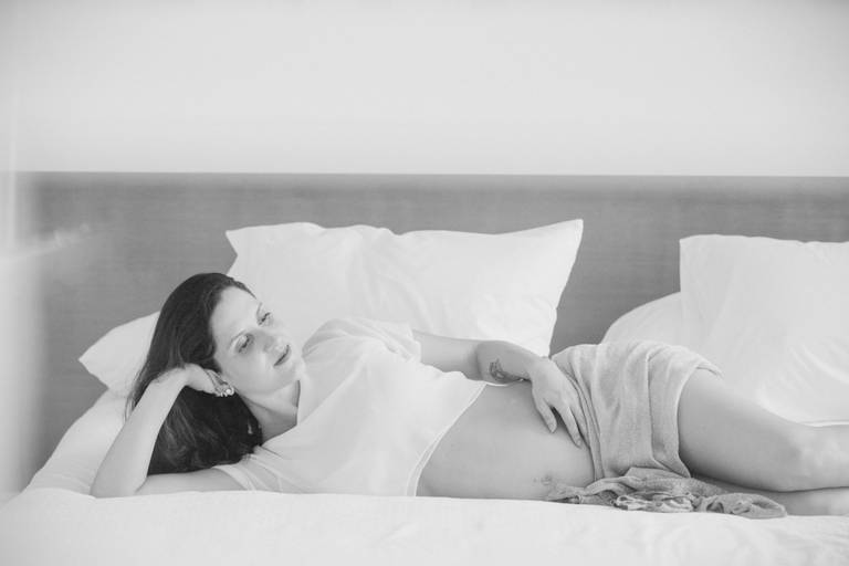 Ana Mokarzel Fotografia - ensaio grávida - gestante - Belém - Pará - fotógrafa de família - fotógrafa -  newborn - fotógrafa infantil - ensaio de família - família - fotógrafos de Belém - Ana Mokarzel - ensaio gestante - book de grávida - banheira