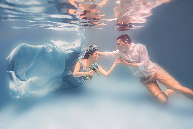 Ana Mokarzel Fotografia - ensaio subaquático - ensaio piscina - Belém - Pará - fotógrafa de família - fotógrafa -  newborn - fotógrafa infantil - ensaio de família - família - fotógrafos de Belém - Ana Mokarzel retrato molhado - retrato submerso