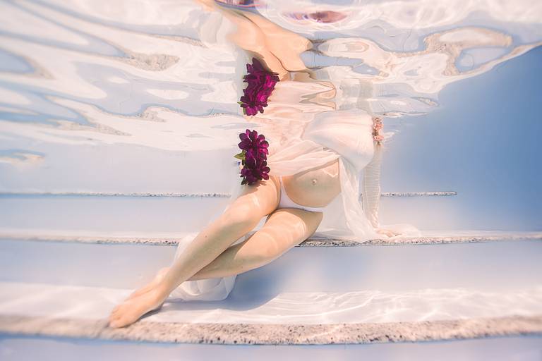 Ana Mokarzel Fotografia - ensaio subaquático - ensaio piscina - Belém - Pará - fotógrafa de família - fotógrafa -  newborn - fotógrafa infantil - ensaio de família - família - fotógrafos de Belém - Ana Mokarzel retrato molhado - retrato submerso