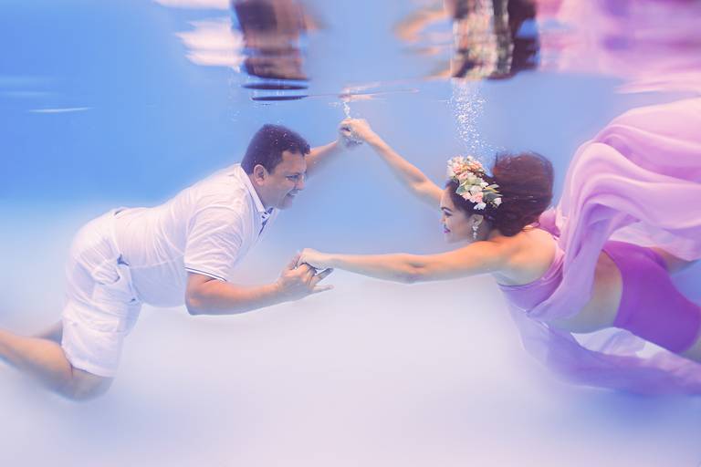 Ana Mokarzel Fotografia - ensaio subaquático - ensaio piscina - Belém - Pará - fotógrafa de família - fotógrafa -  newborn - fotógrafa infantil - ensaio de família - família - fotógrafos de Belém - Ana Mokarzel retrato molhado - retrato submerso