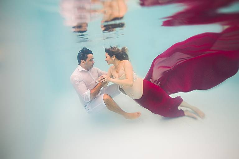 Ana Mokarzel Fotografia - ensaio subaquático - ensaio piscina - Belém - Pará - fotógrafa de família - fotógrafa -  newborn - fotógrafa infantil - ensaio de família - família - fotógrafos de Belém - Ana Mokarzel retrato molhado - retrato submerso