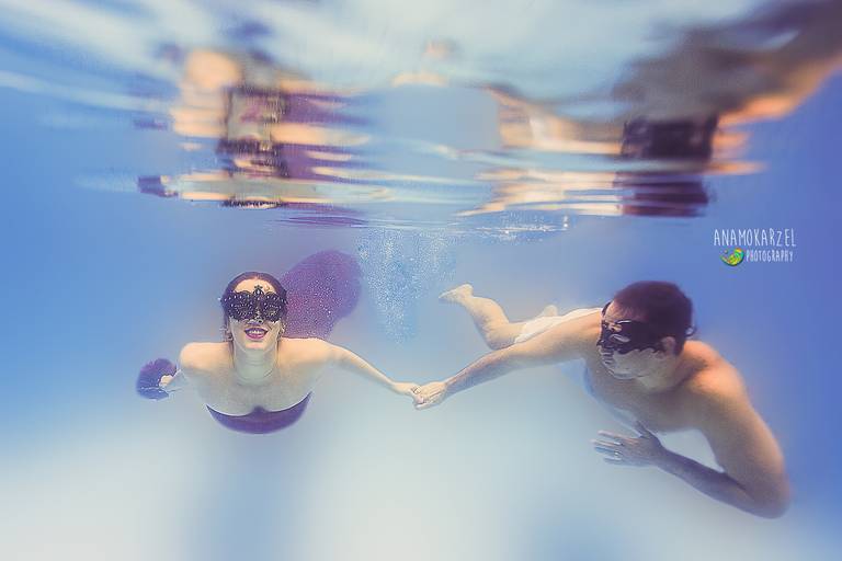 Ana Mokarzel Fotografia - ensaio subaquático - ensaio piscina - Belém - Pará - fotógrafa de família - fotógrafa -  newborn - fotógrafa infantil - ensaio de família - família - fotógrafos de Belém - Ana Mokarzel retrato molhado - retrato submerso