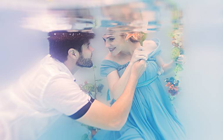 Ana Mokarzel Fotografia - ensaio subaquático - ensaio piscina - Belém - Pará - fotógrafa de família - fotógrafa -  newborn - fotógrafa infantil - ensaio de família - família - fotógrafos de Belém - Ana Mokarzel retrato molhado - retrato submerso