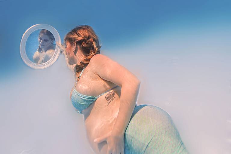 Ana Mokarzel Fotografia - ensaio subaquático - ensaio piscina - Belém - Pará - fotógrafa de família - fotógrafa -  newborn - fotógrafa infantil - ensaio de família - família - fotógrafos de Belém - Ana Mokarzel retrato molhado - retrato submerso