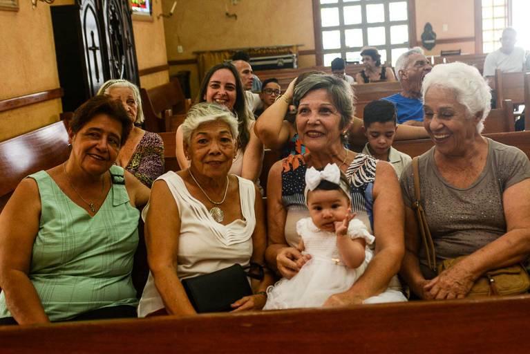 Batizado de Menina na Paróquia e Satuário Nossa Senhora de Loreto na Freguesia no Rio de Janeiro 