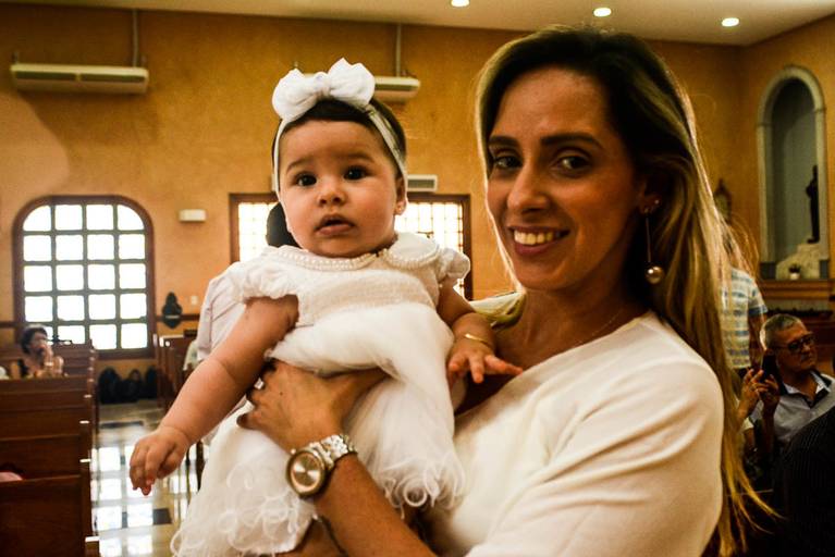 Batizado de Menina na Paróquia e Satuário Nossa Senhora de Loreto na Freguesia no Rio de Janeiro 