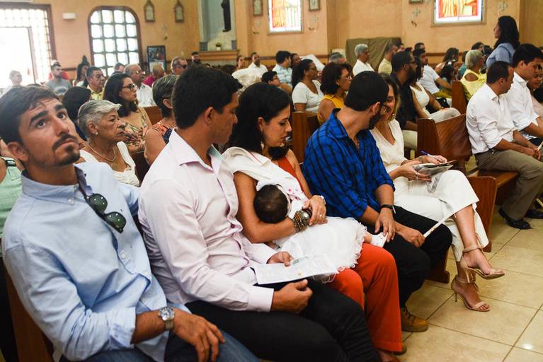 Batizado de Menina na Paróquia e Satuário Nossa Senhora de Loreto na Freguesia no Rio de Janeiro 