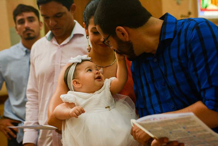 Batizado de Menina na Paróquia e Satuário Nossa Senhora de Loreto na Freguesia no Rio de Janeiro 