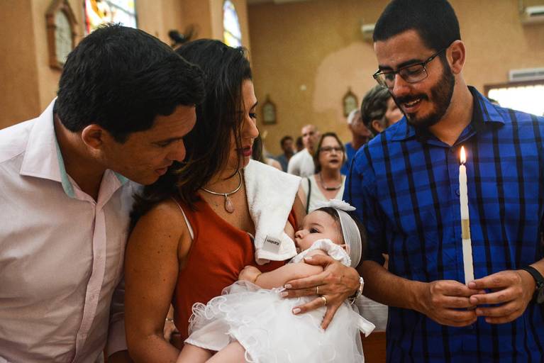 Batizado de Menina na Paróquia e Satuário Nossa Senhora de Loreto na Freguesia no Rio de Janeiro 