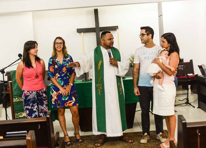 Batizado de Menina na Igreja Cristã de Ipanema no Rio de Janeiro 
