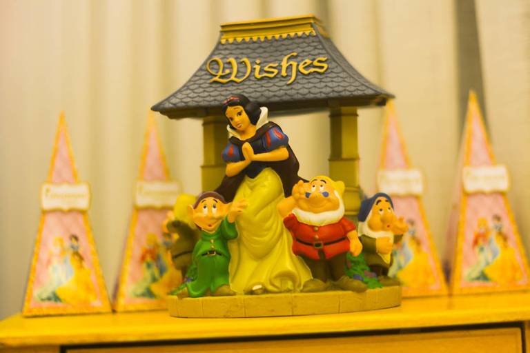 Decoração das Princesas da Disney em festa infantil de aniversário na Barra da Tijuca no Rio de Janeiro