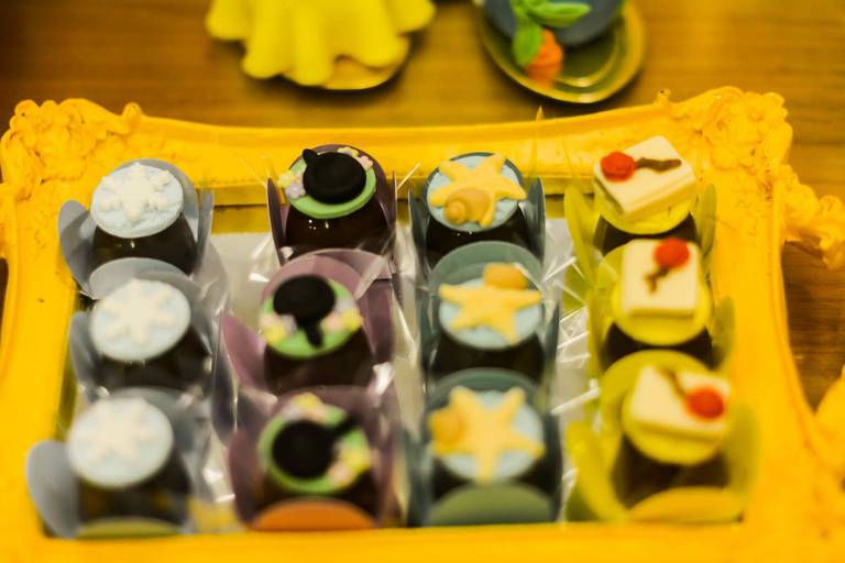 Decoração das Princesas da Disney em festa infantil de aniversário na Barra da Tijuca no Rio de Janeiro