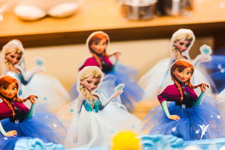 Decoraçao de Frozen em festa infantil de aniversário no Espoleta Casa de Festas em Laranjeiras no Rio de Janeiro