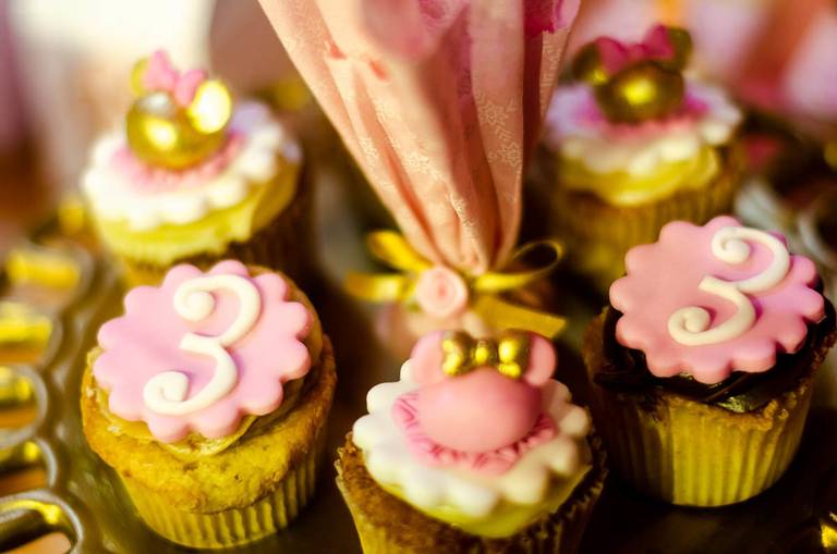 Decoração da Minnie em festa infantil de aniversário na UniDuniTê na Barra da Tijuca no Rio de Janeiro
