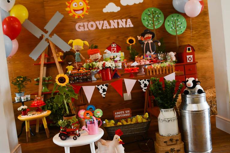 Decoração Mundo Bita A Fazendinha em festa infantil de aniversário de 1 ano na Barra da Tijuca no Rio de Janeiro