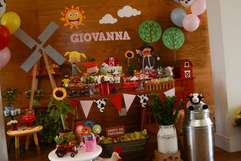 Decoração Mundo Bita A Fazendinha em festa infantil de aniversário de 1 ano na Barra da Tijuca no Rio de Janeiro
