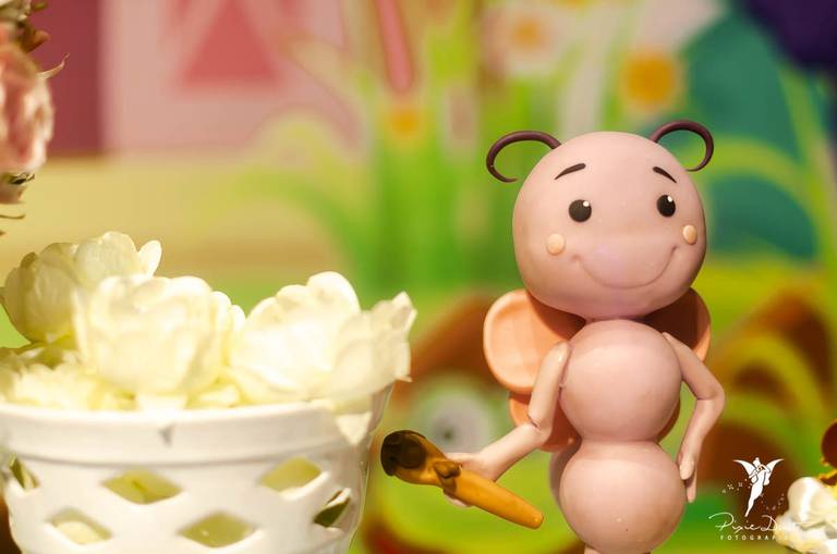 Decoração da Galinha Pintadinha em festa infantil de aniversário na Casa X  no Recreio no Rio de Janeiro